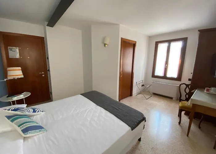 V Nice Rooms Venecia