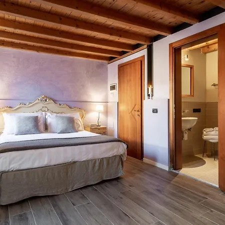 V Bed and breakfast Venecia