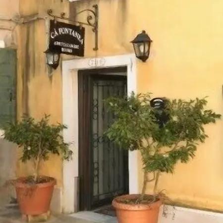 Oda ve Kahvaltı Ca' Fontanea 3*