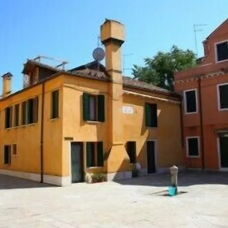 Bed and breakfast V