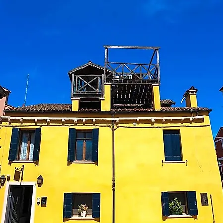 Bed & Breakfast V
