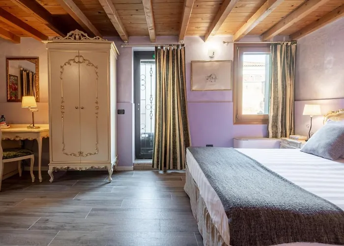 V Nice Rooms 3* Venecia