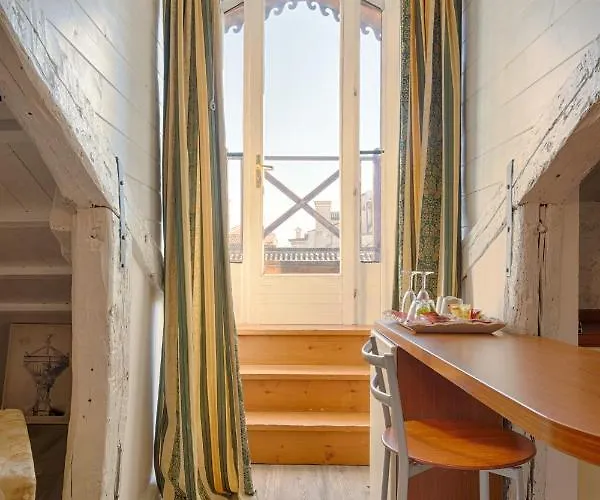 V Nice Rooms Bed and breakfast Venecia