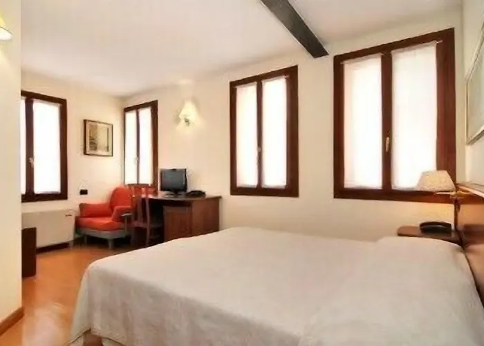 Bed and breakfast V Nice Rooms Venecia